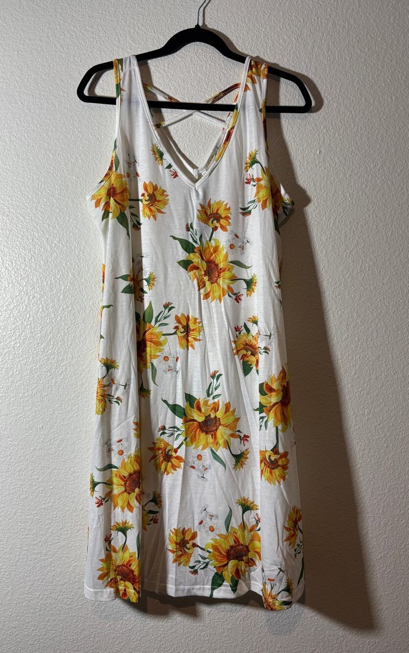 Pinup Fashion NWT Size 16W Sunflower Sleeveless Criss-Cross Back V-Neck Dress